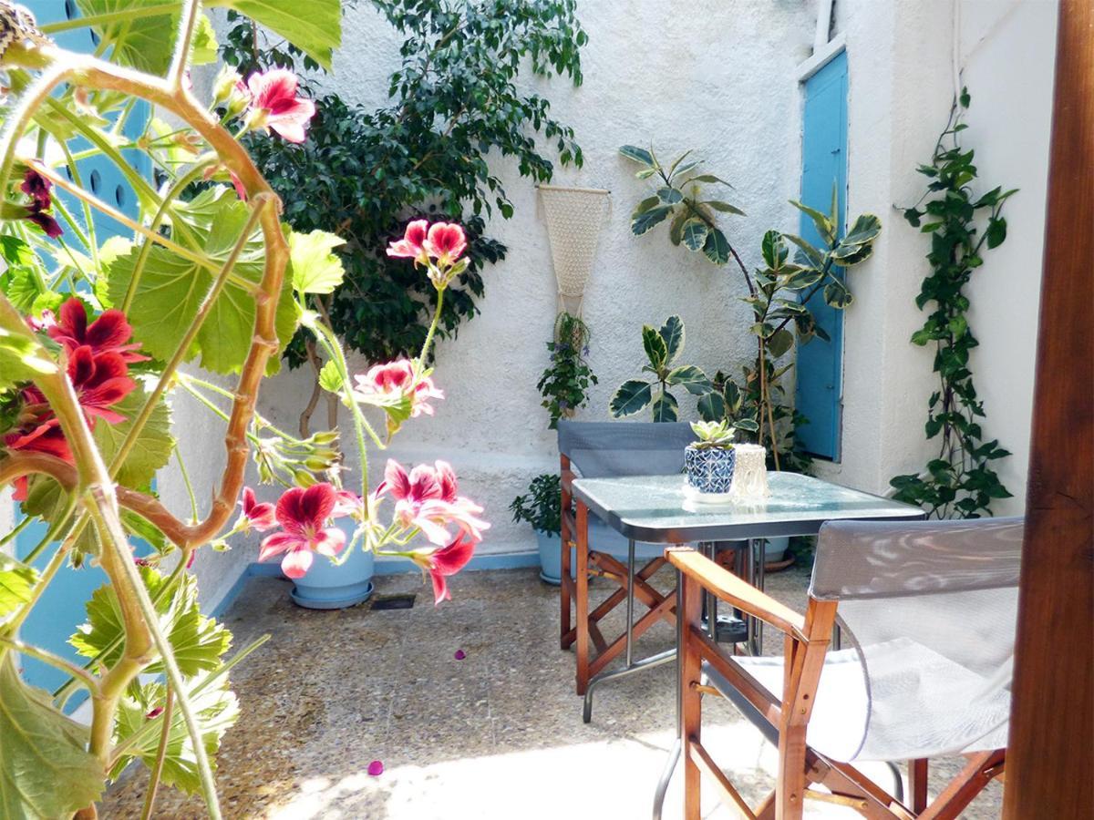 Tasoula Guest House 아다마스 외부 사진