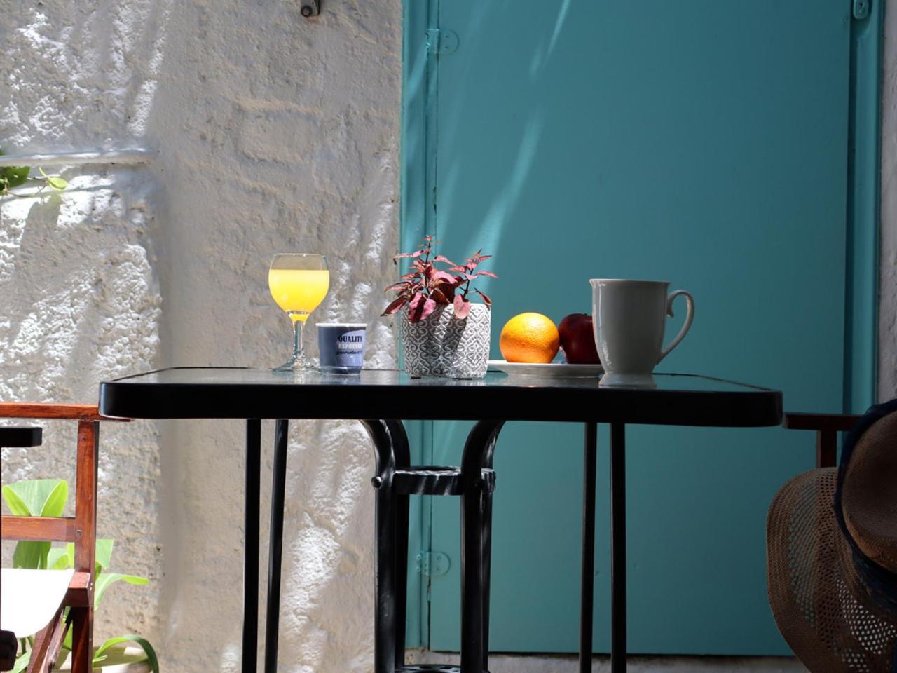 Tasoula Guest House 아다마스 외부 사진